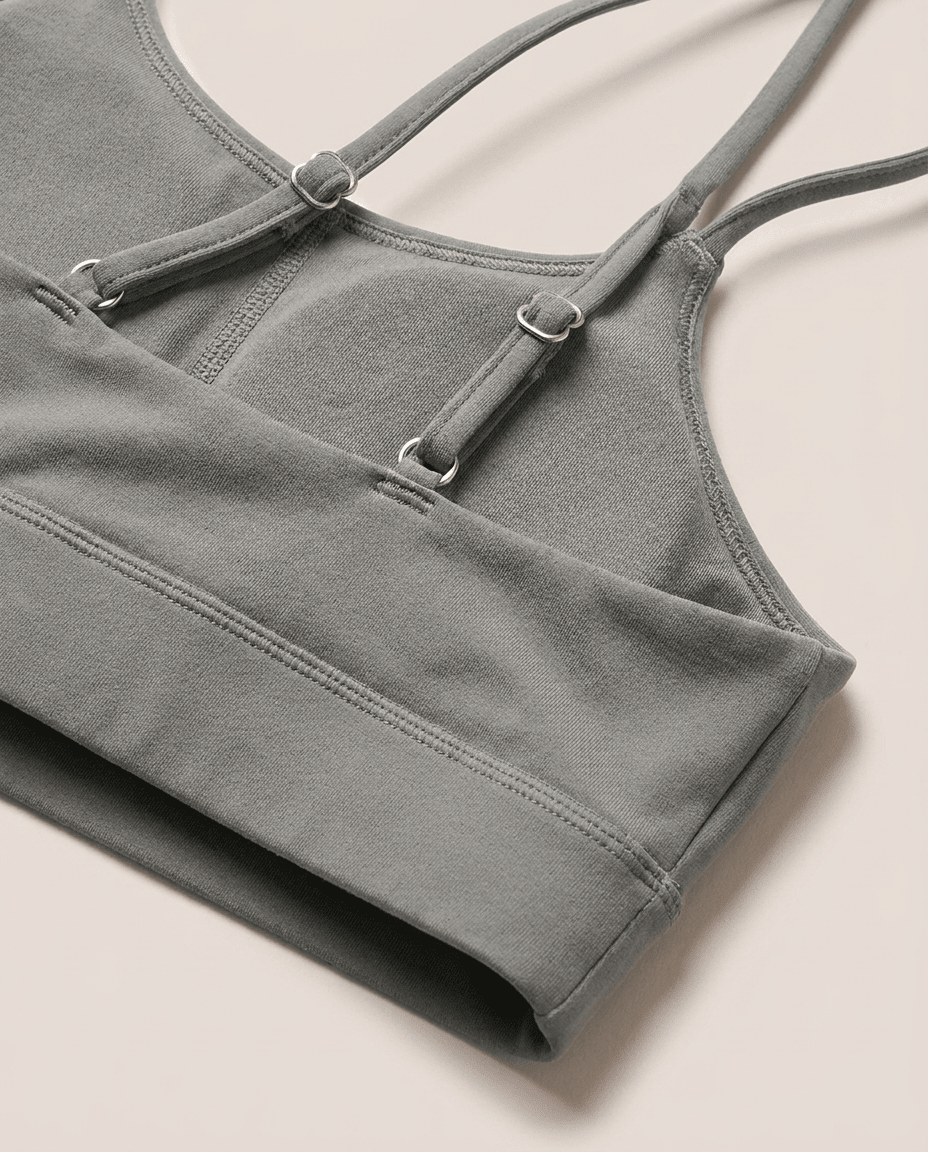 Crisscross Sports Bra for Women – Cloud Light Seamless Yoga Bra - Sundrift