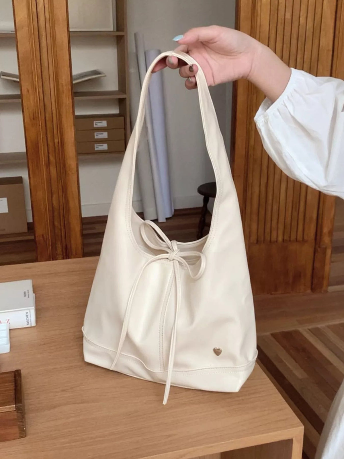 Knotted Leather Shoulder Bag for Women – Minimalist Everyday Handbag - Sundrift