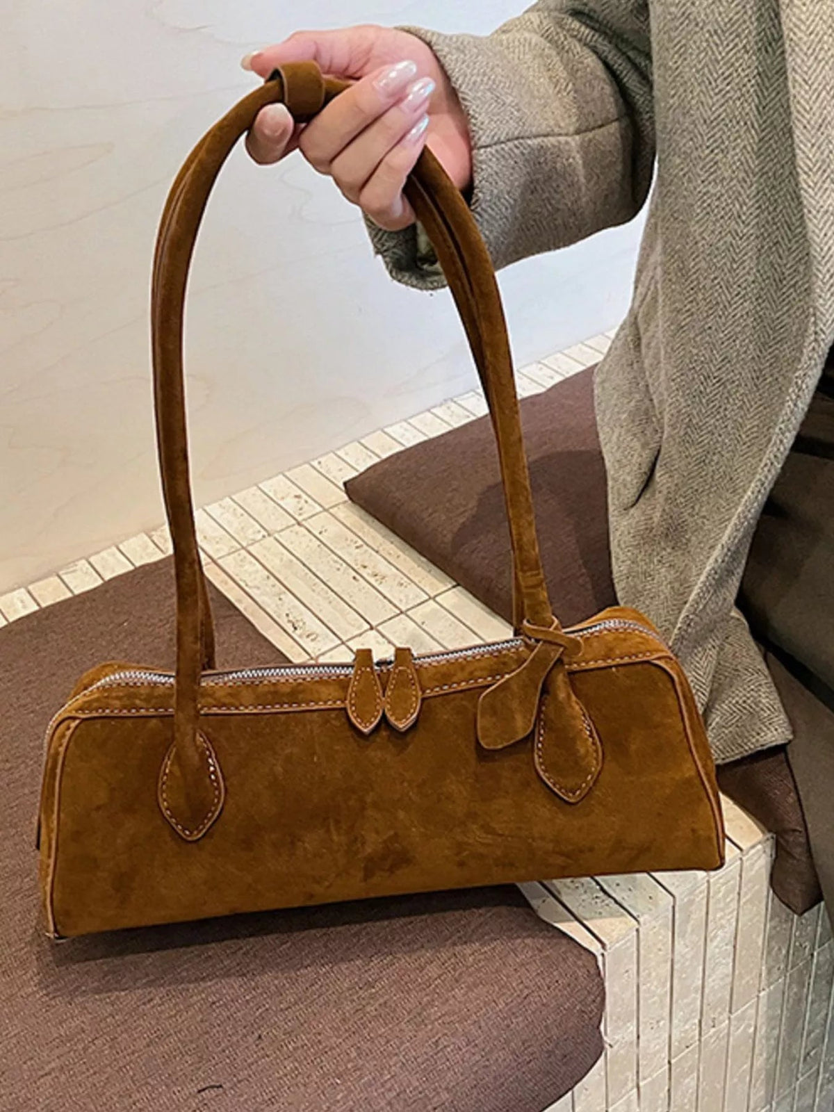 Solid Colour Shoulder Bag for Women – Minimalist Leather Look Handbag - Sundrift