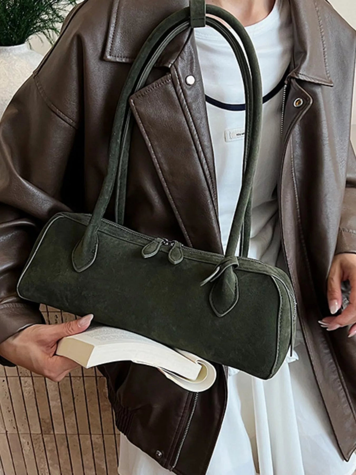 Solid Colour Shoulder Bag for Women – Minimalist Leather Look Handbag - Sundrift