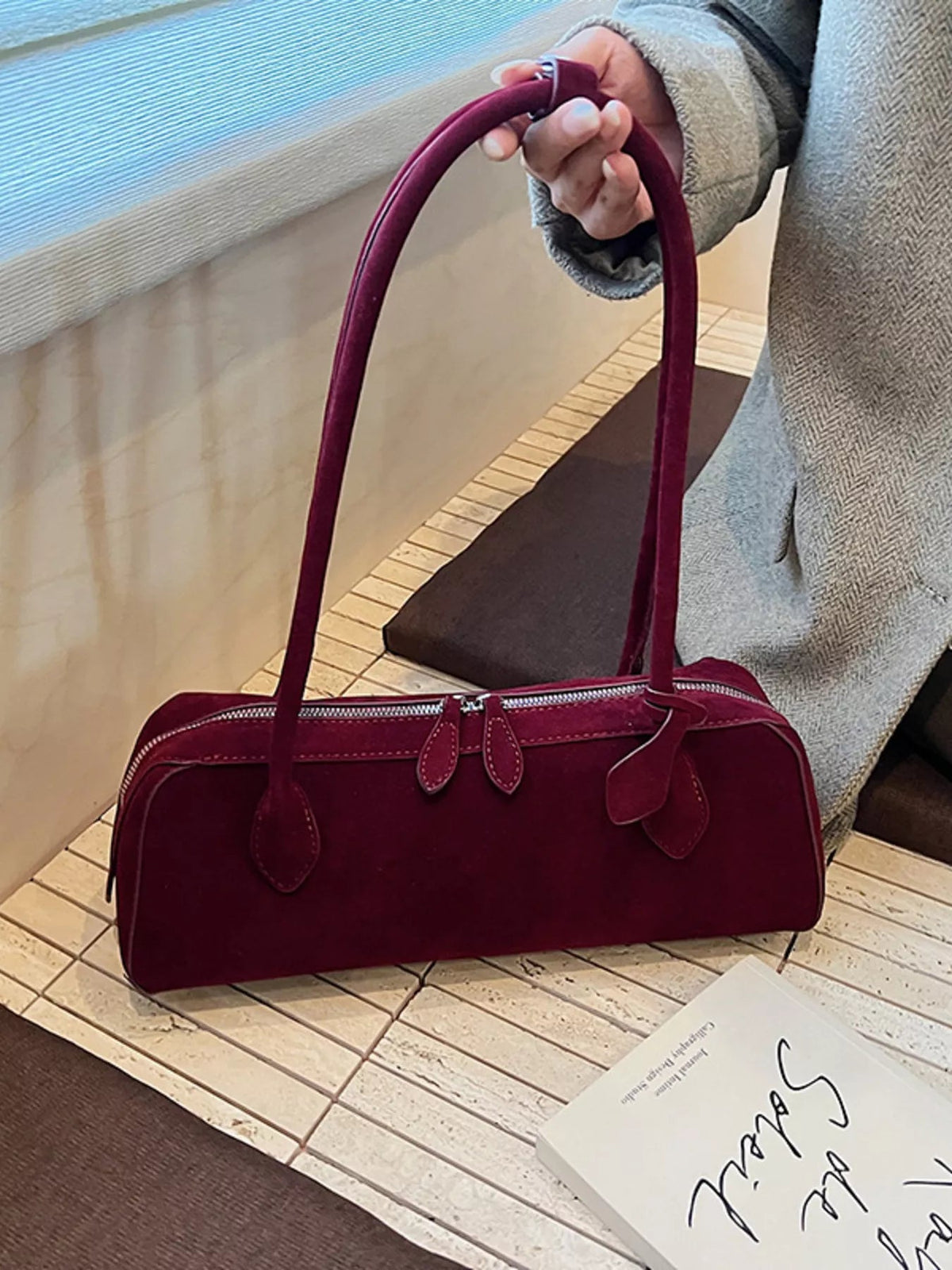 Solid Colour Shoulder Bag for Women – Minimalist Leather Look Handbag - Sundrift