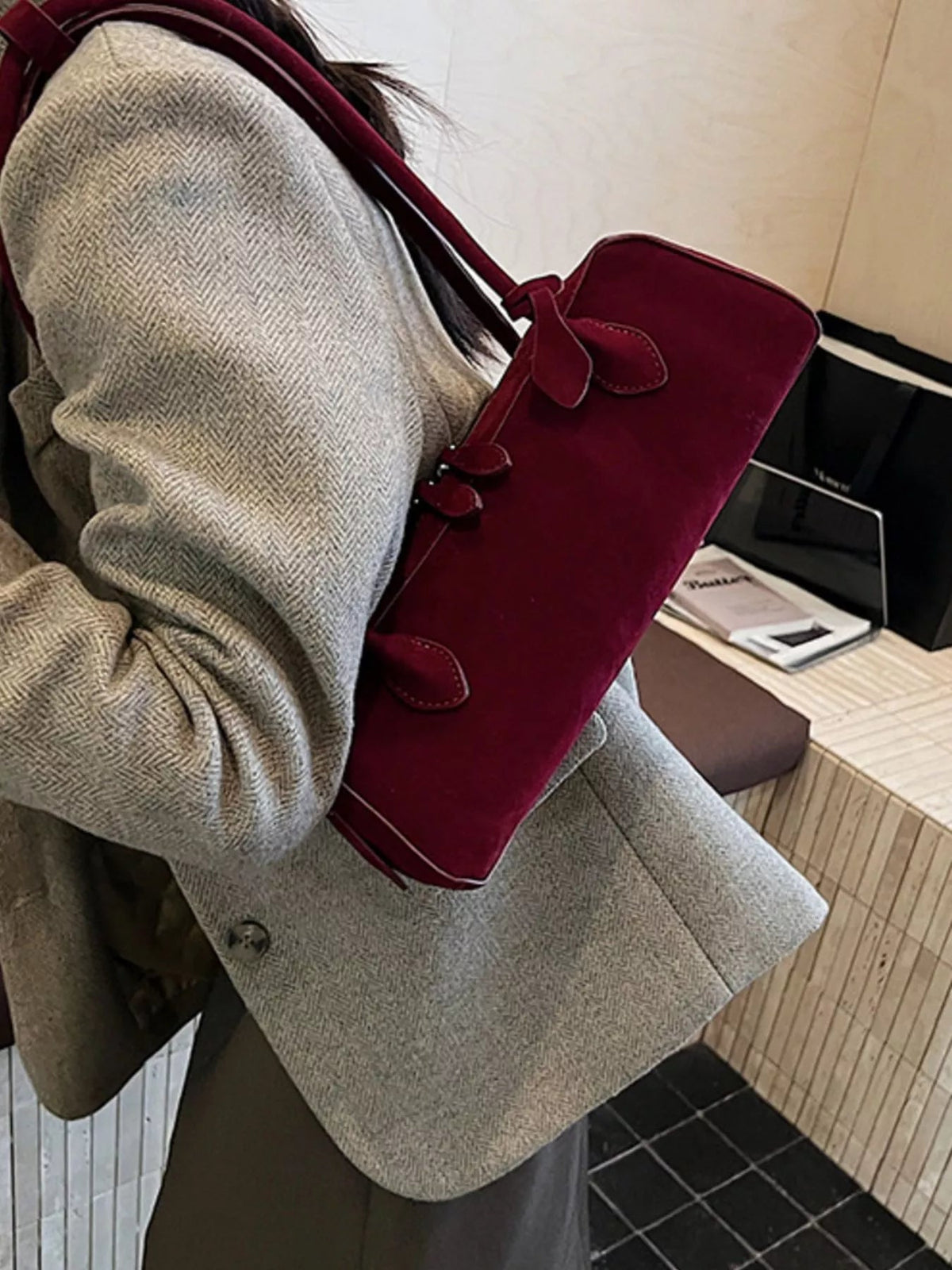 Solid Colour Shoulder Bag for Women – Minimalist Leather Look Handbag - Sundrift
